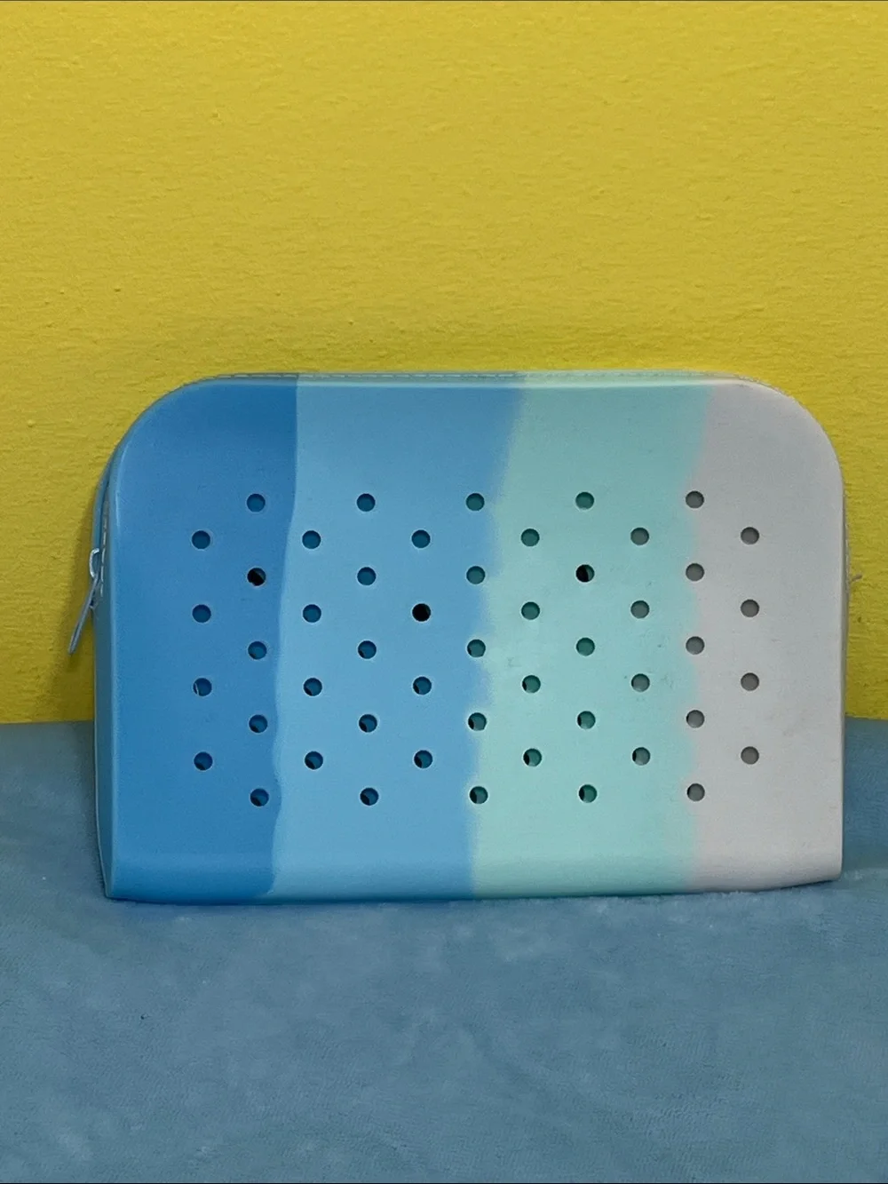 NEW Blue Ombre Zip Pouch w/ 3 Push Charms 💙✨ Pencil Case • Cosmetic Bag • Trav